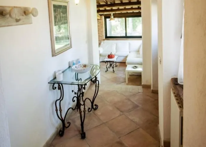 Borgo Santa Cristina *